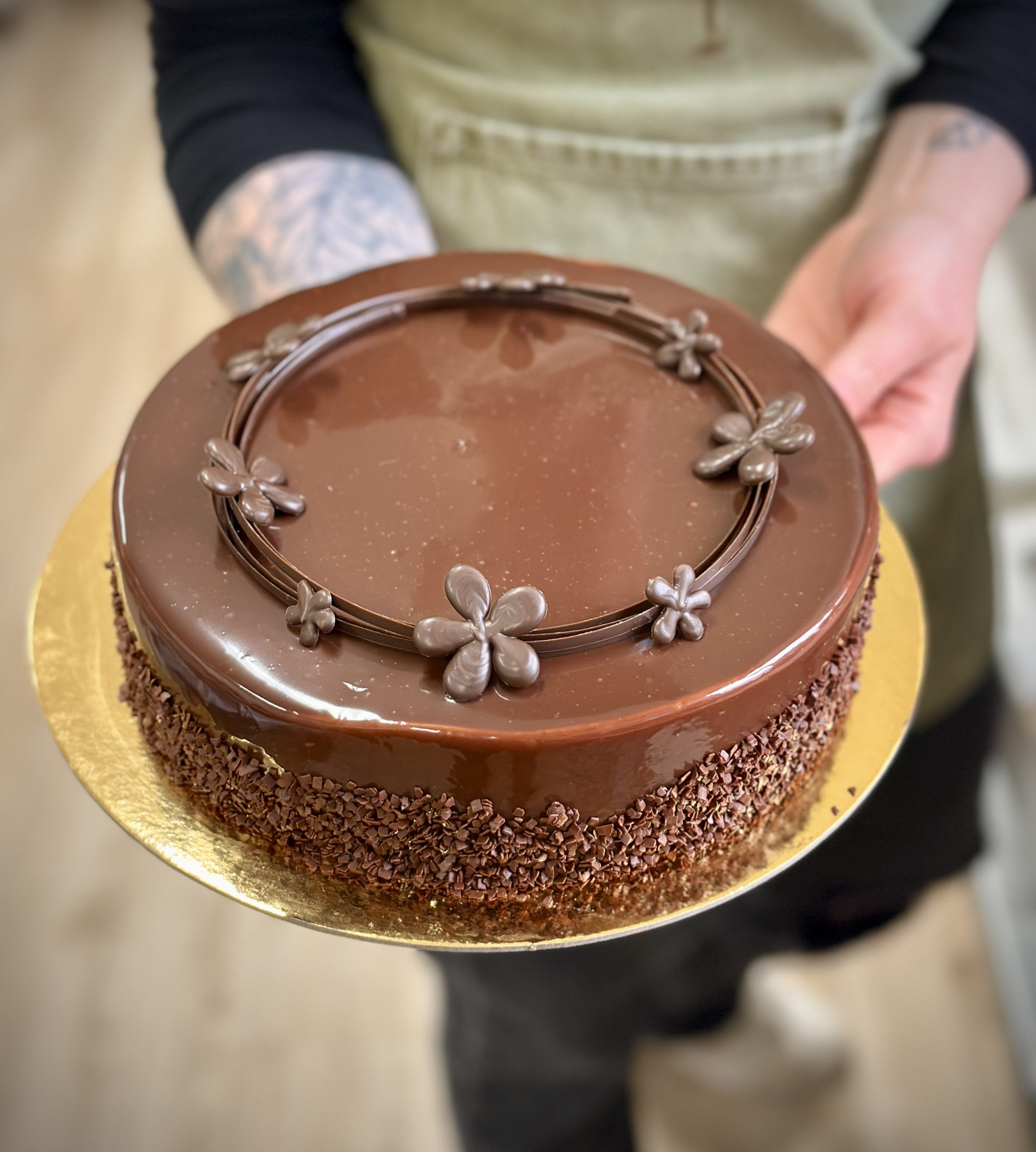 gateau-mousse-chocolat-12-16-portions-produit-boutique-fermiere